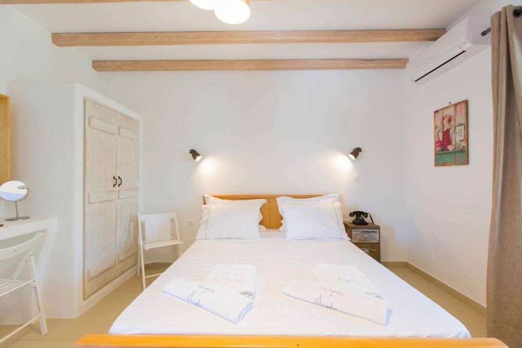 Medusa Beach Resort & Suites Plaka  Exterior photo